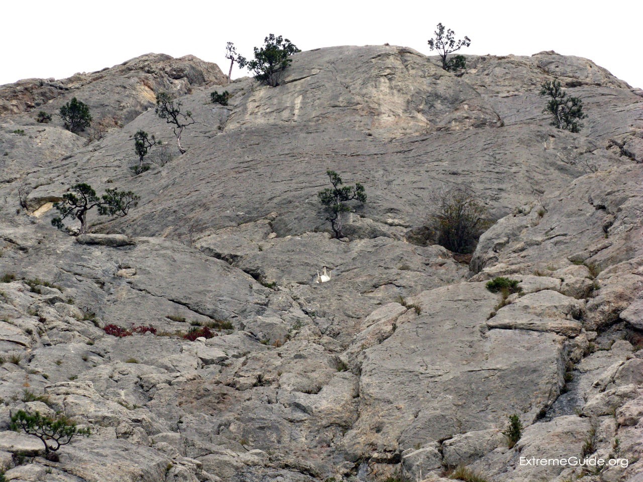 загадочный стул посреди маршрута "Вилка"