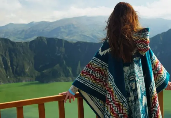 Сходження на вулкан Котопаксі (5897 м) і Чимборасо (6310 м), + Галапагоські острови