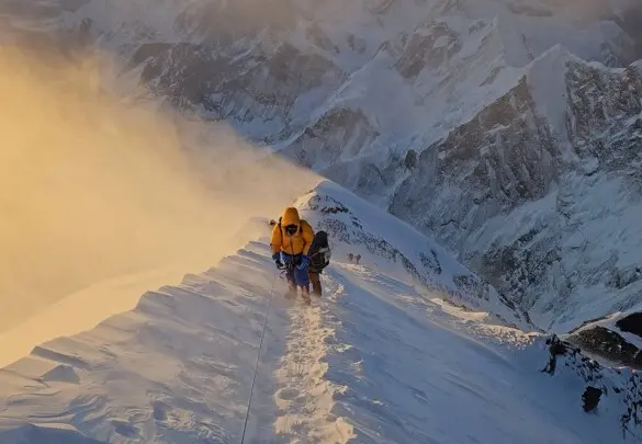 Сходження на г. Еверест (8848.86 м)