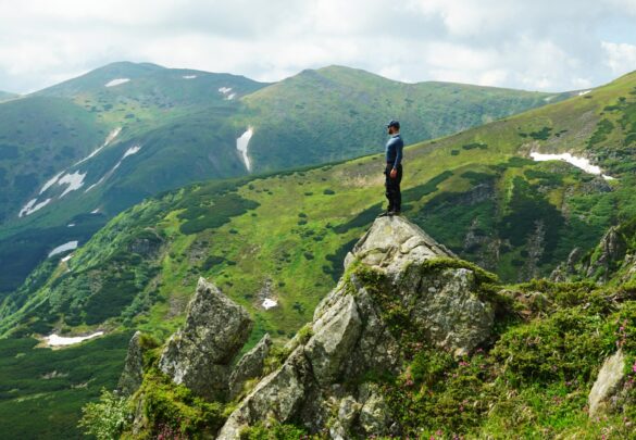 Похід  г. Шпиці та оз. Несамовите + г. Говерла,  з ночівлею в притулках